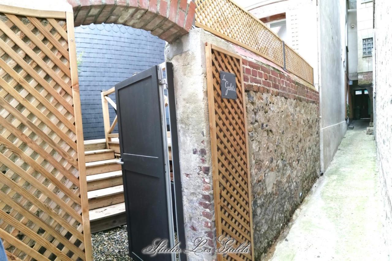 La Venelle Du Bassin Apartamento Honfleur Exterior foto